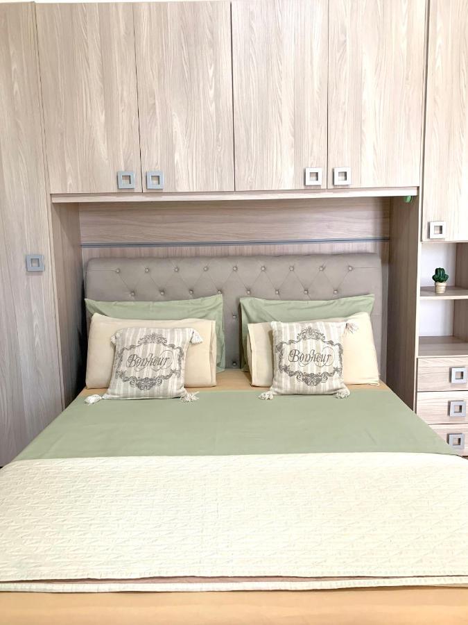 Monolocali White Angel Apartments Порто-Чезарео Экстерьер фото