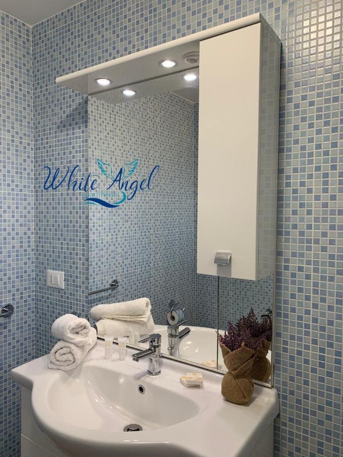 Monolocali White Angel Apartments Порто-Чезарео Экстерьер фото